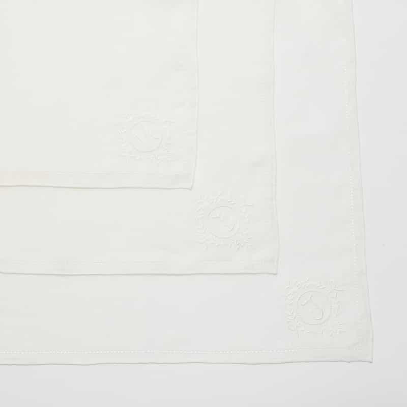 BARNEYS NEW YORK イニシャルリネンハンカチ WHITE