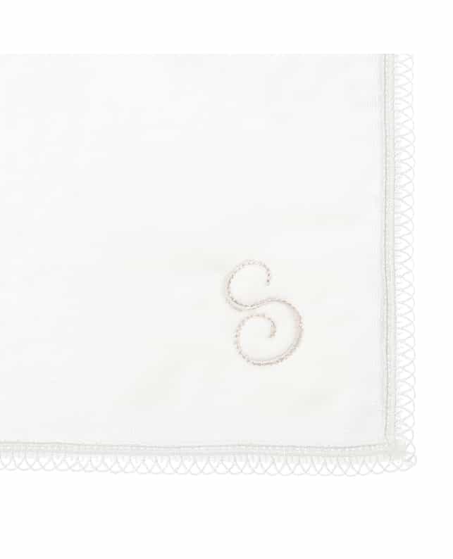BARNEYS NEW YORK イニシャルレースタオルハンカチ “S" WHITE