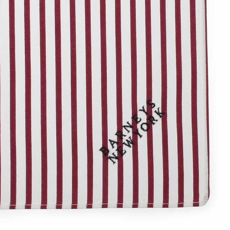 BARNEYS NEW YORK ハンカチ RED