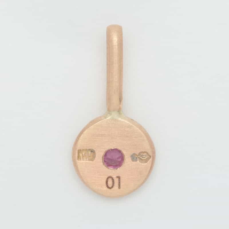 TALKATIVE 【オーダー品】ミニペンダントトップ（1月／ガーネット） NONE