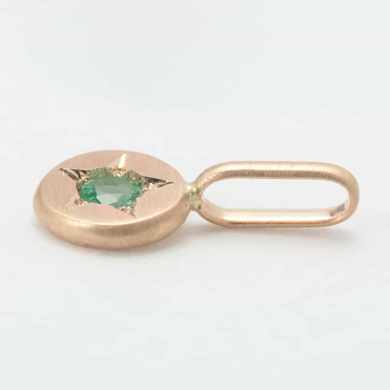 TALKATIVE 【オーダー品】ミニペンダントトップ（5月／エメラルド） NONE