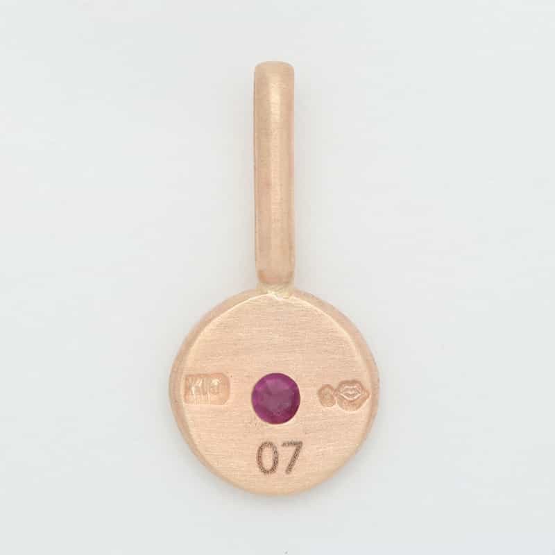 TALKATIVE 【オーダー品】ミニペンダントトップ（7月／ルビー） NONE