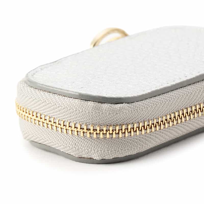 BARNEYS NEW YORK レザーキーケース SILVER
