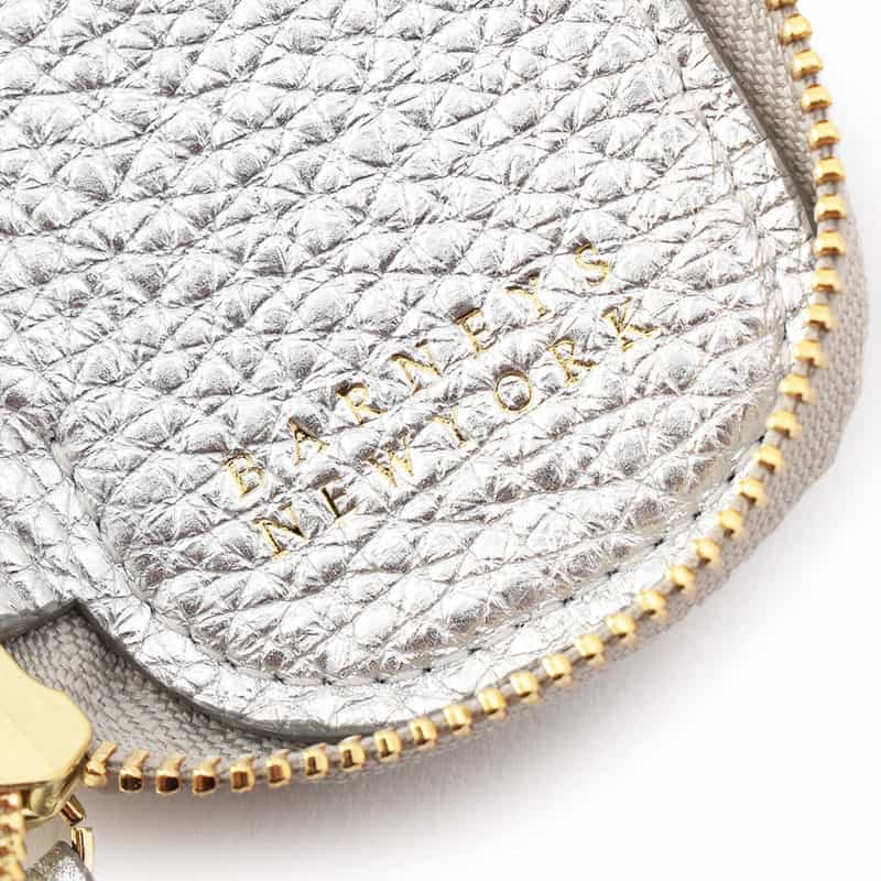 BARNEYS NEW YORK レザーキーケース SILVER