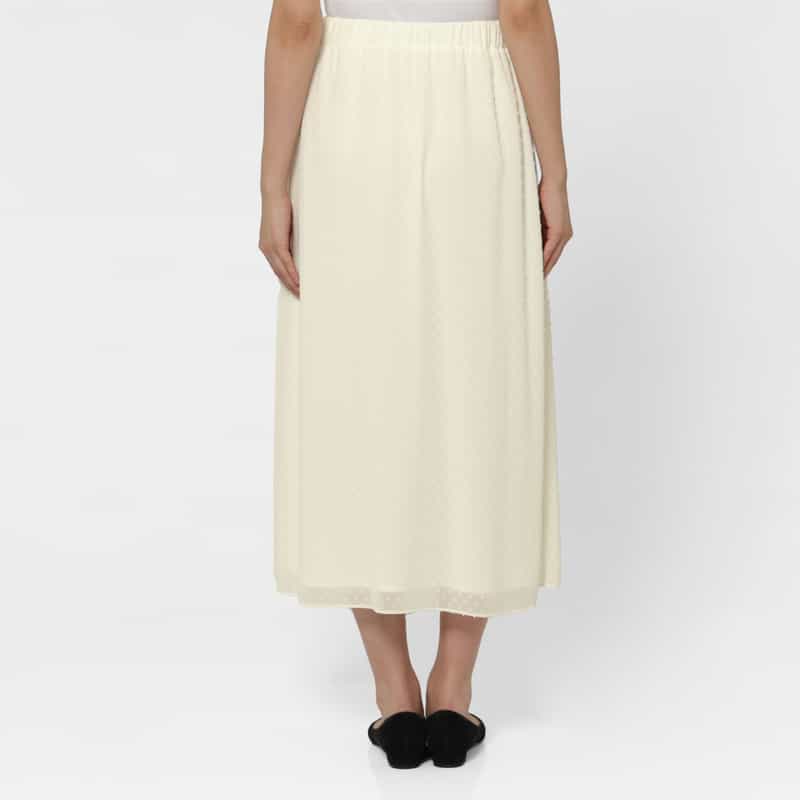 BARNEYS NEW YORK ウォッシャブル ドットカットジャカード素材フレアロングスカート IVORY