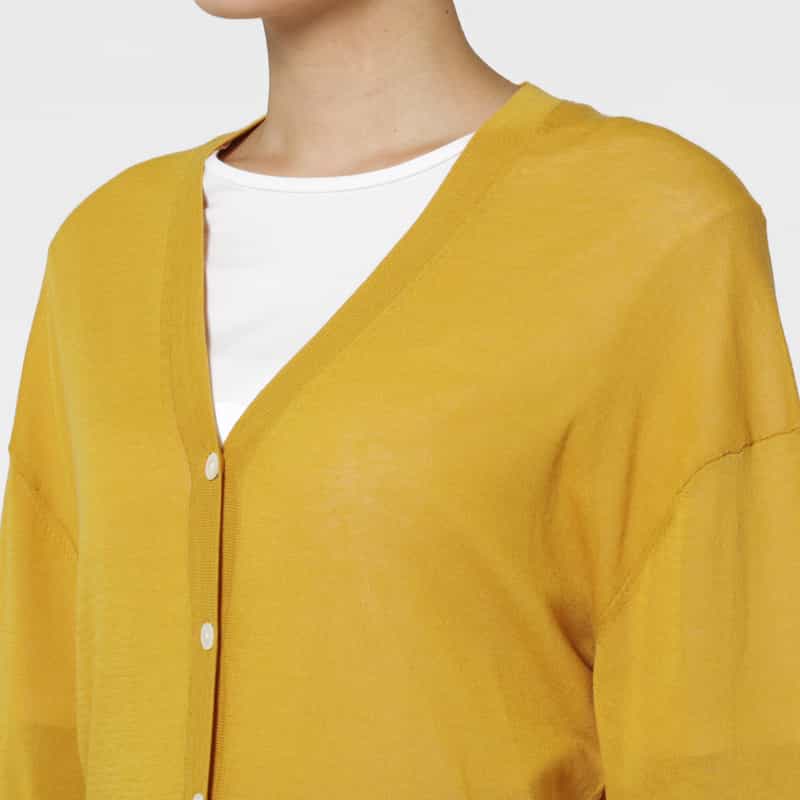 BARNEYS NEW YORK Vネック コンパクト ニットカーディガン MUSTARD