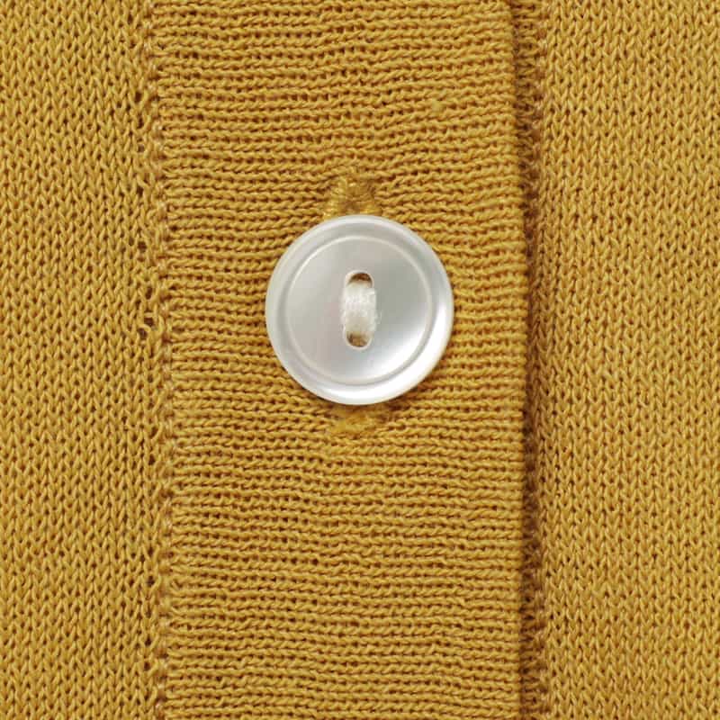 BARNEYS NEW YORK Vネック コンパクト ニットカーディガン MUSTARD