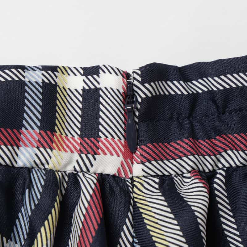 BARNEYS NEW YORK ウォッシャブル チェック柄フレアスカート NAVY