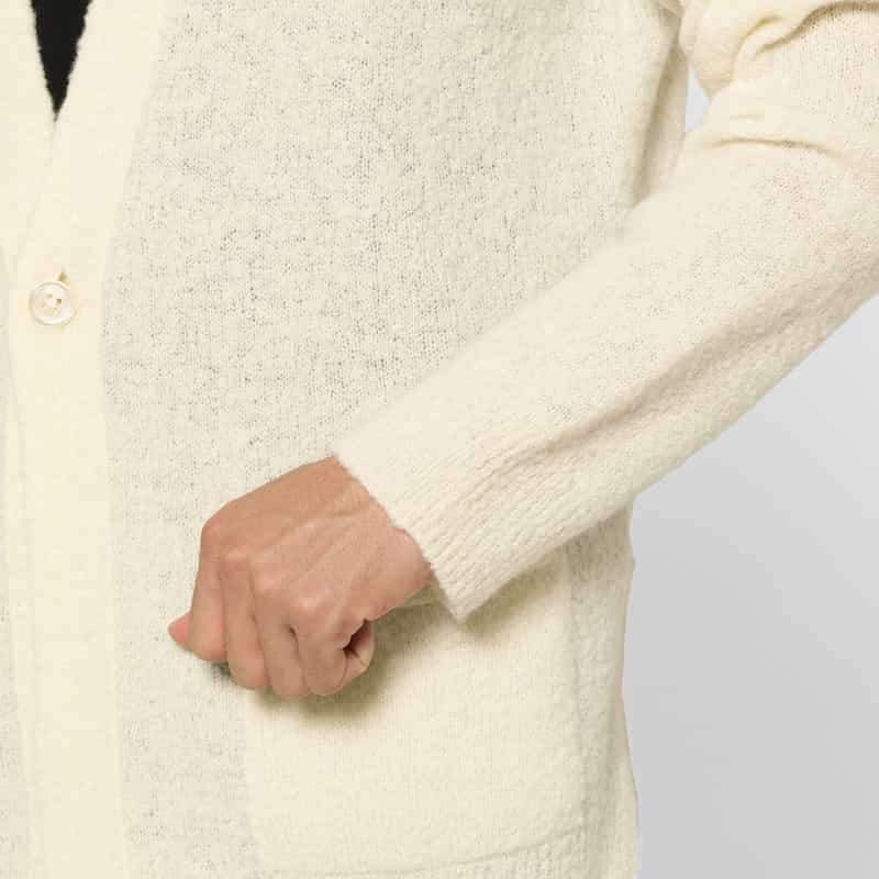 BARNEYS NEW YORK ブークレ素材ニットカーディガン WHITE
