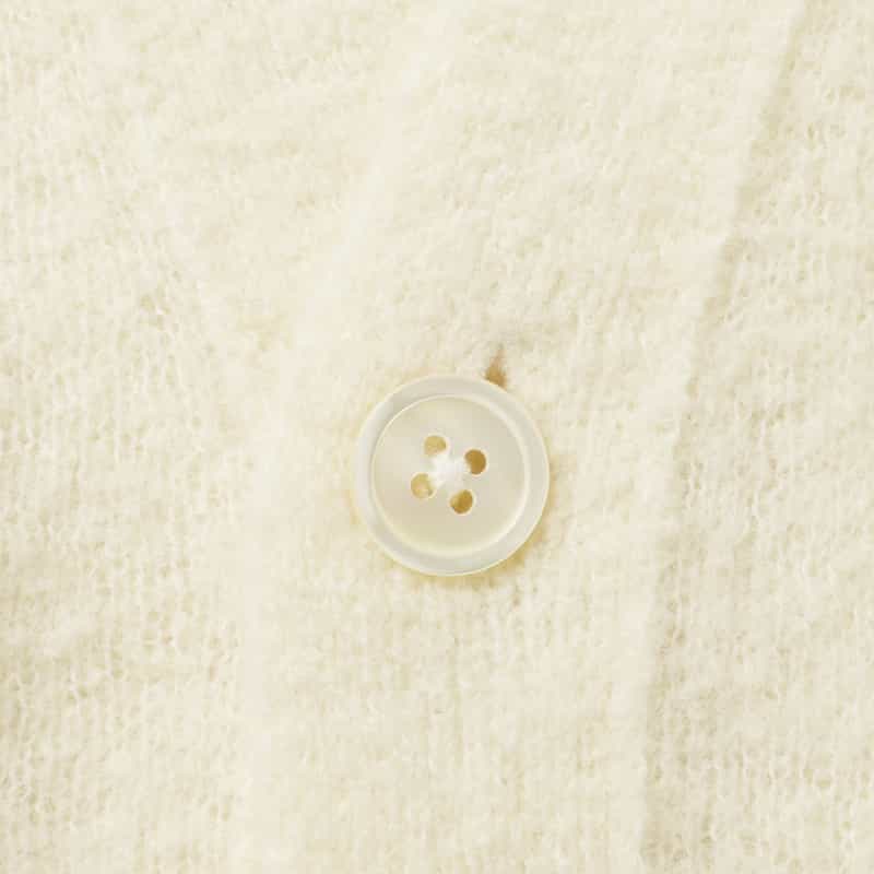BARNEYS NEW YORK ブークレ素材ニットカーディガン WHITE
