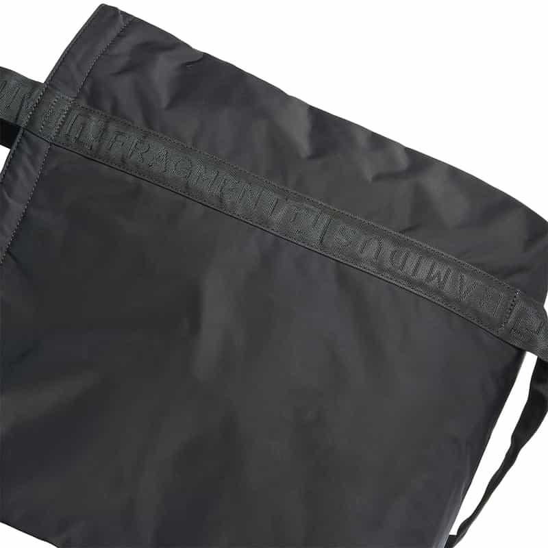 RAMIDUS RAMIDUS＜ラミダス＞×FRAGMENT DESIGN＜フラグメント　デザイン＞コラボレートトートバッグ (M) BLACK