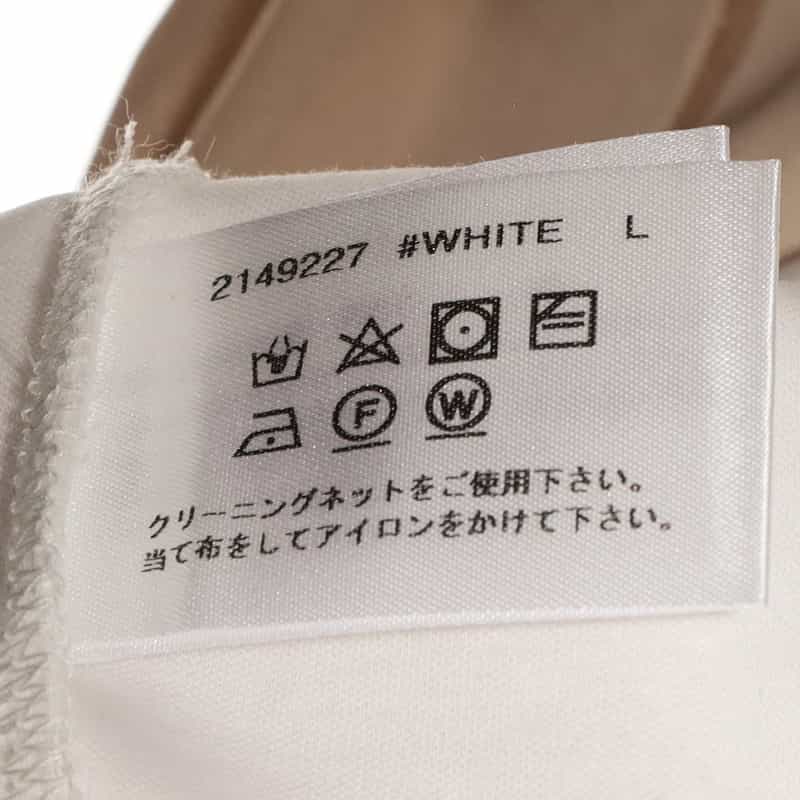 BARNEYS NEW YORK VネックTシャツ WHITE