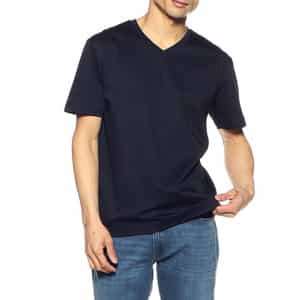 VネックTシャツ
