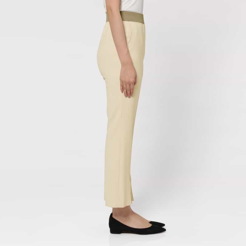 BARNEYS NEW YORK ウォッシャブル　スリット入りクロップドパンツ BEIGE
