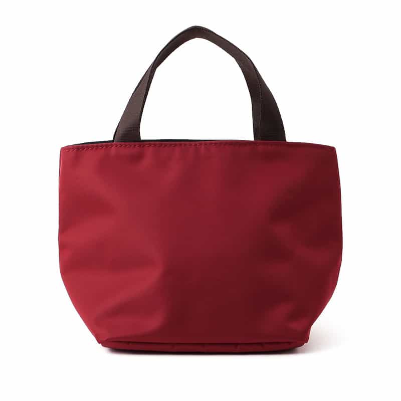 BARNEYS NEW YORK オンラインストア限定ナイロントートバッグ RED