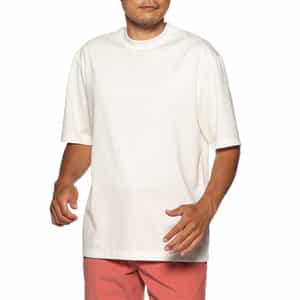 ルーズフィットTシャツ