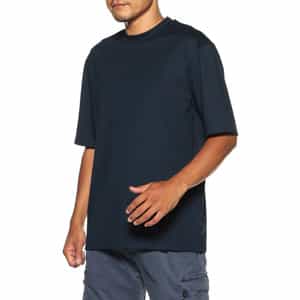 ルーズフィットTシャツ