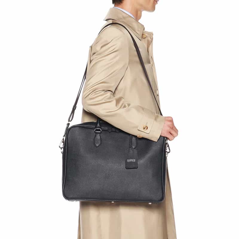 BARNEYS NEW YORK レザーブリーフケース NAVY