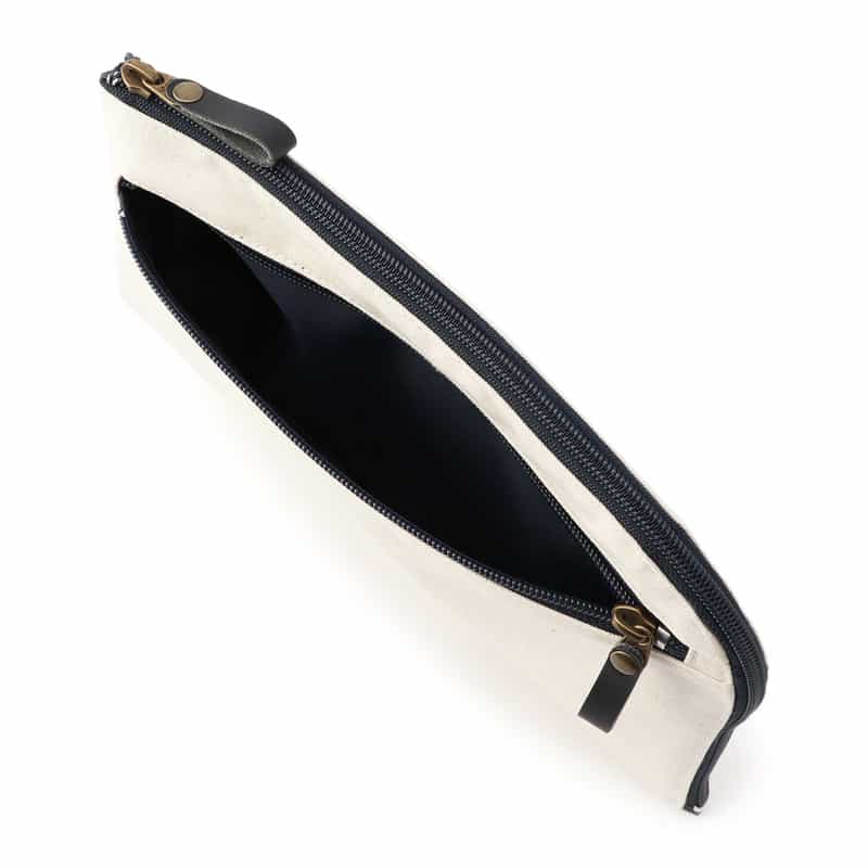 BARNEYS NEW YORK ライオンキャンバス母子手帳ケース NAVY