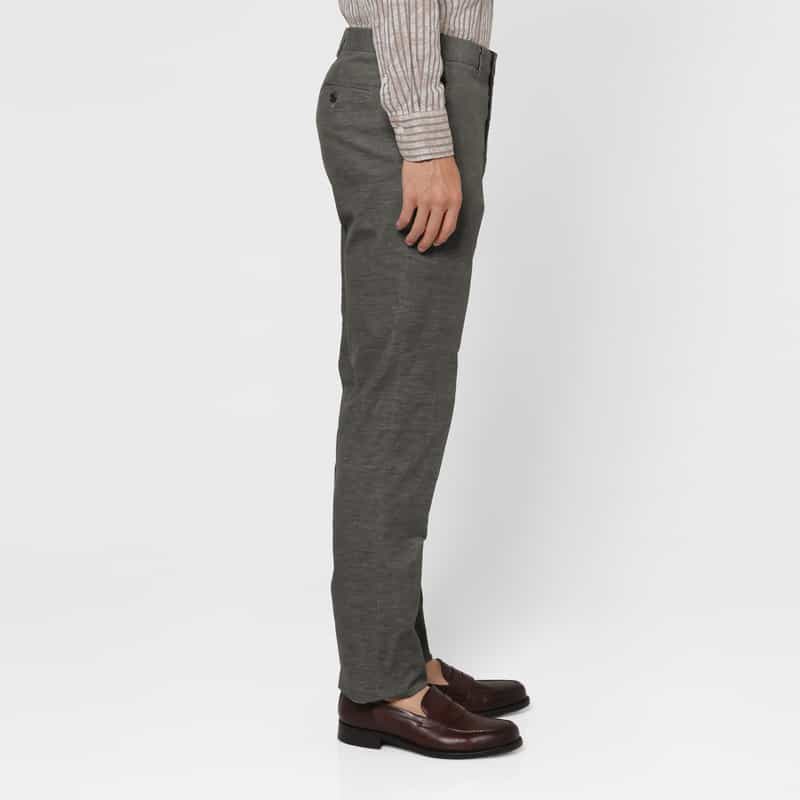 BARNEYS NEW YORK ストレッチ素材ストレートパンツ GRAY