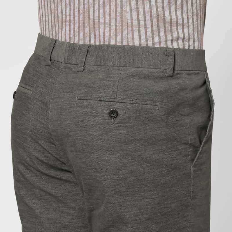 BARNEYS NEW YORK ストレッチ素材ストレートパンツ GRAY