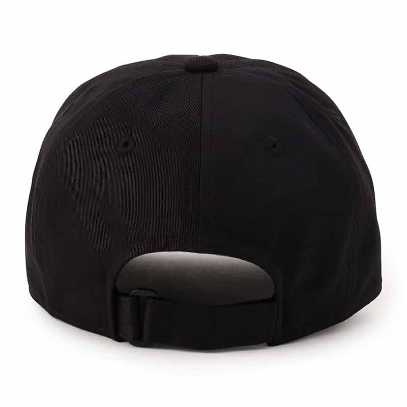 BARNEYS NEW YORK ベースボールキャップ BLACK