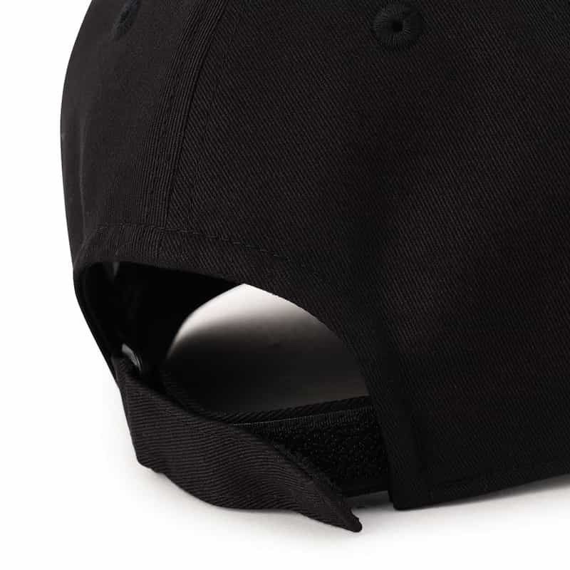 BARNEYS NEW YORK ベースボールキャップ BLACK