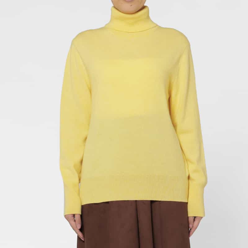BARNEYS NEW YORK カシミヤ素材 タートルネックニットプルオーバー YELLOW