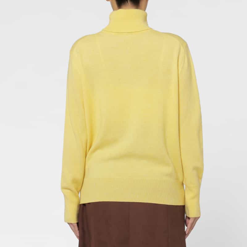 BARNEYS NEW YORK カシミヤ素材 タートルネックニットプルオーバー YELLOW