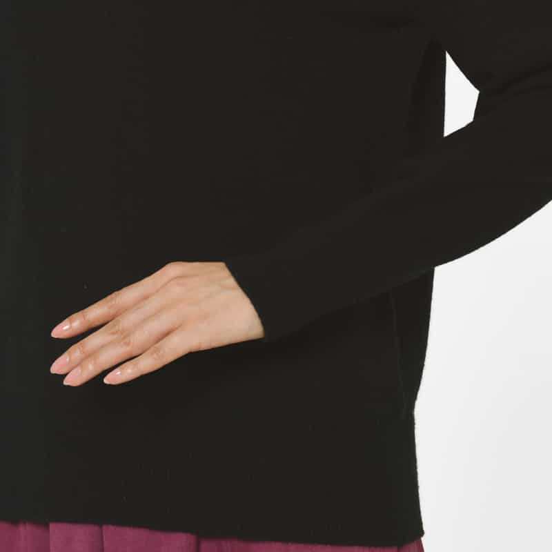 BARNEYS NEW YORK カシミヤ素材 クルーネックニットプルオーバー BLACK