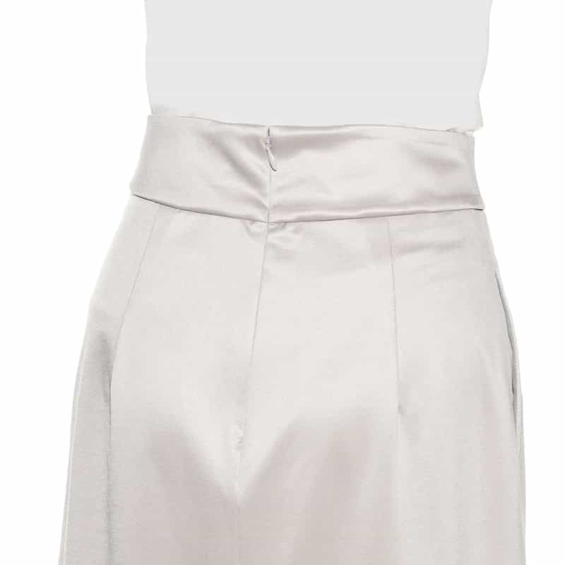 BARNEYS NEW YORK セットアップウォッシャブルシャイニージャージースカート LIGHT GRAY