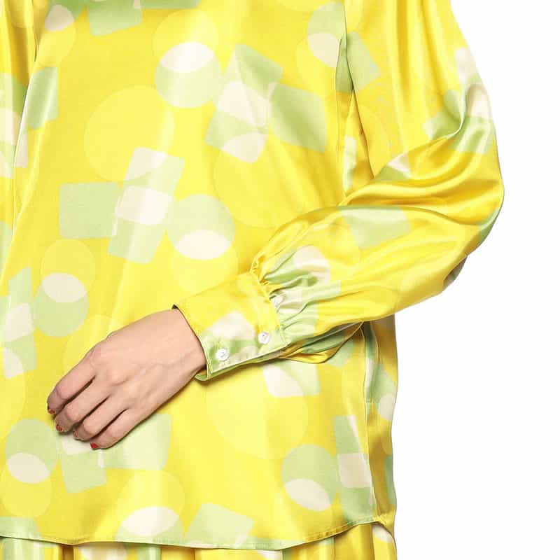 BARNEYS NEW YORK セットアップウォッシャブルジオメトリック柄プリントブラウス(ボウタイ付き) YELLOW