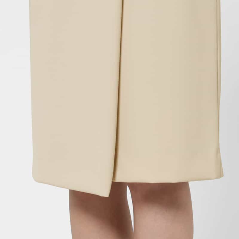 BARNEYS NEW YORK ダブルクロス素材Aラインスカート BEIGE