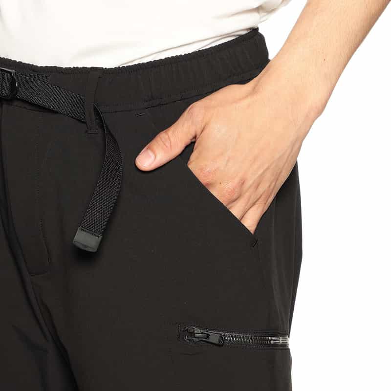 BARNEYS NEW YORK セットアップナイロンストレッチショーツ BLACK