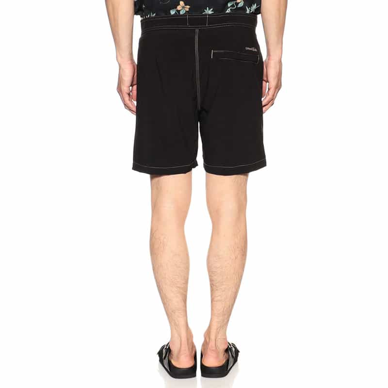 CRITICAL SLIDE ボードショーツ BLACK