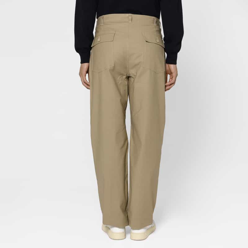 BARNEYS NEW YORK コットン素材ベイカーパンツ BEIGE