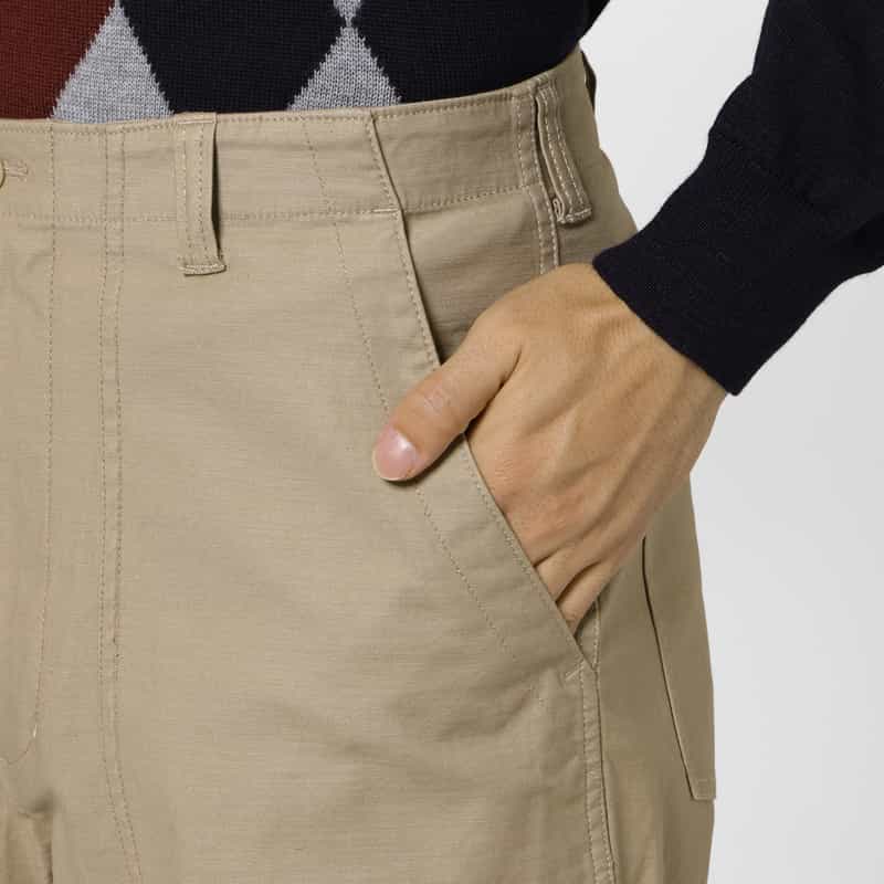 BARNEYS NEW YORK コットン素材ベイカーパンツ BEIGE
