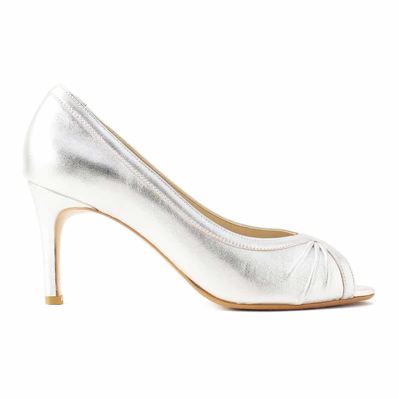 BARNEYS NEW YORK オープントゥメタリックパンプス SILVER