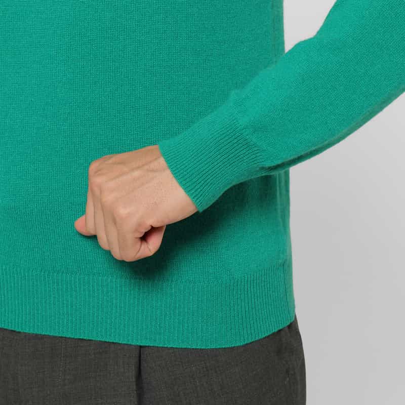 BARNEYS NEW YORK カシミヤ100％タートルネックニットプルオーバー GREEN