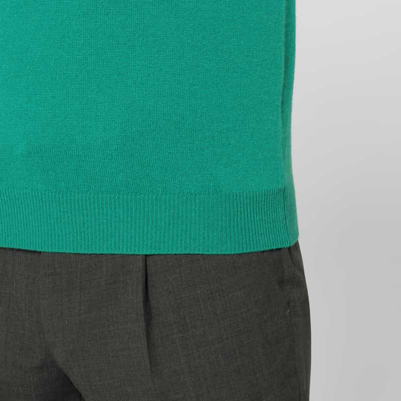 BARNEYS NEW YORK カシミヤ100％タートルネックニットプルオーバー GREEN