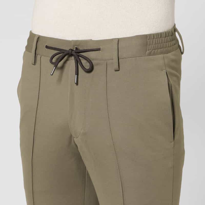 BARNEYS NEW YORK ストレッチ素材イージーパンツ BEIGE