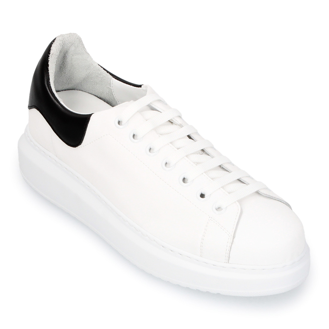 チャンキーソールレースアップスニーカー