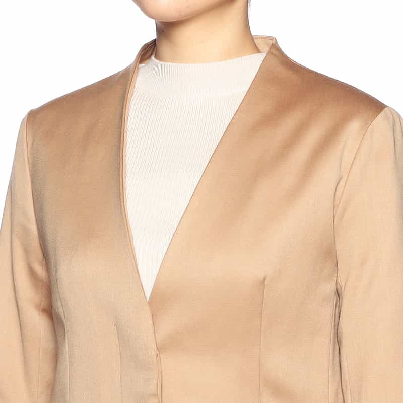 BARNEYS NEW YORK セットアップシャイニーノーカラージャケット BEIGE