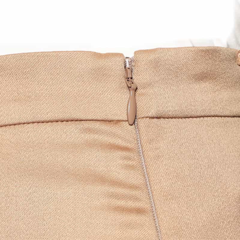 BARNEYS NEW YORK セットアップシャイニーストレッチIラインスカート BEIGE