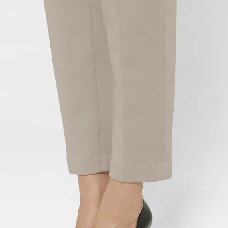 BARNEYS NEW YORK デュアルウォーム素材テーパードパンツ GRAY BEIGE