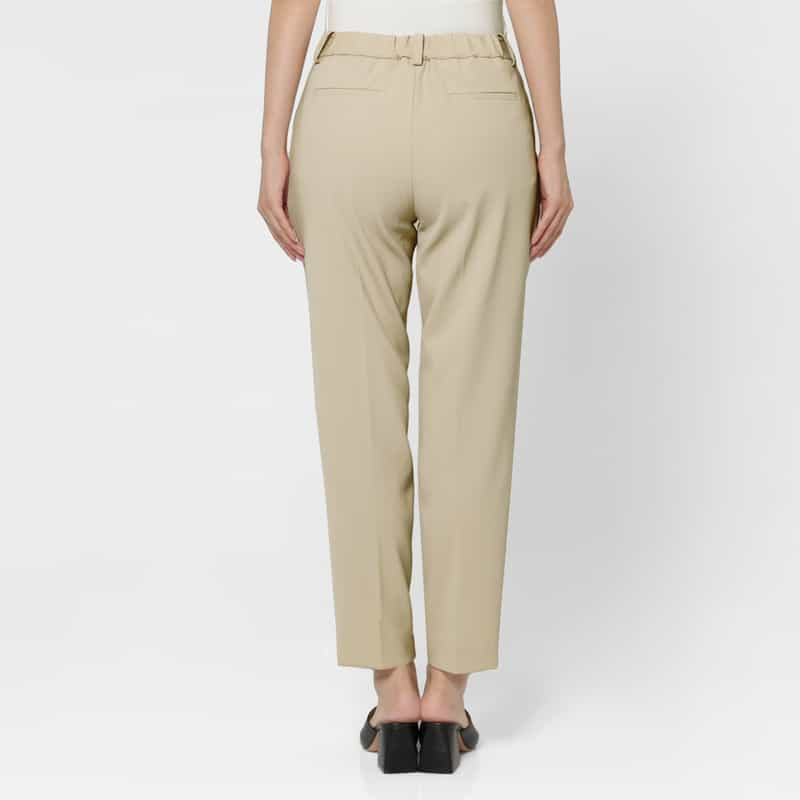 BARNEYS NEW YORK ダブルクロス素材テーパードパンツ BEIGE