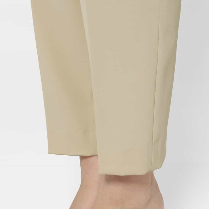 BARNEYS NEW YORK ダブルクロス素材テーパードパンツ BEIGE