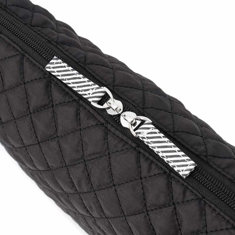 BARNEYS NEW YORK ライオンキルティングポーチ BLACK