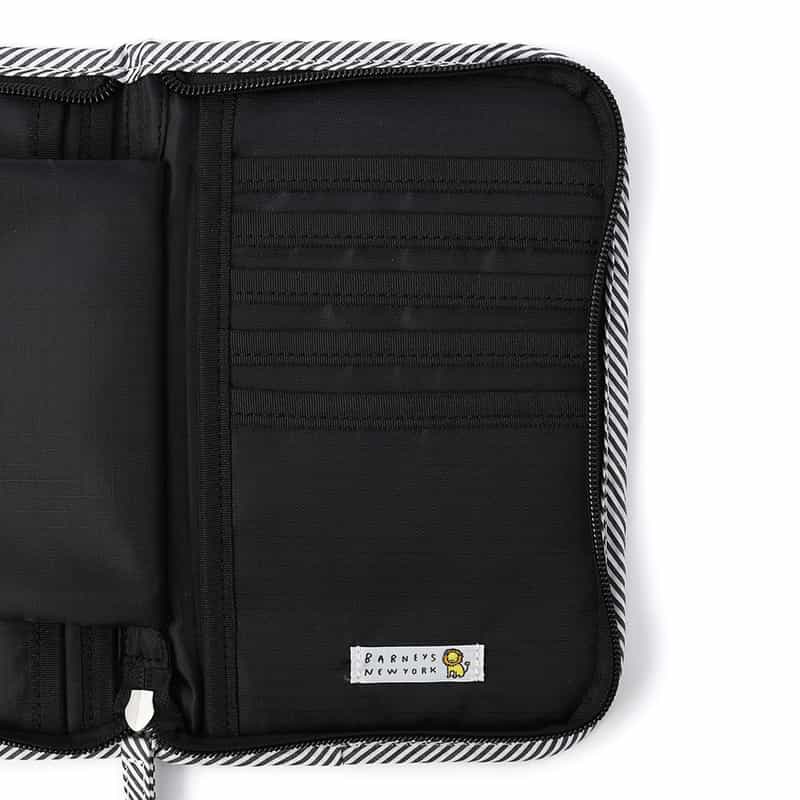 BARNEYS NEW YORK ライオンキルティング母子手帳ケース（S） BLACK