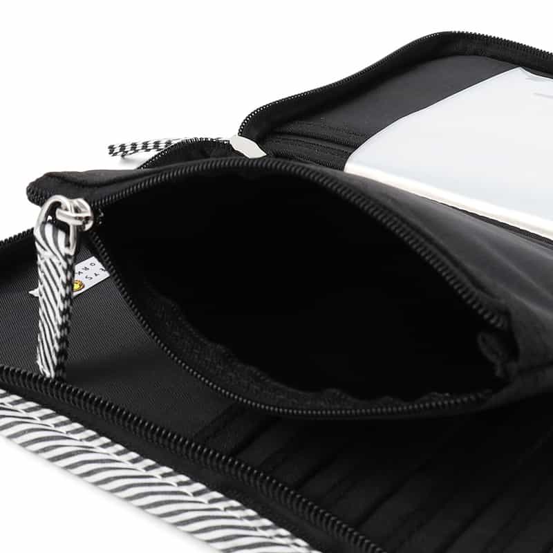 BARNEYS NEW YORK ライオンキルティング母子手帳ケース（S） BLACK